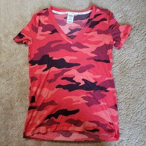 Victoria's Secret PINK Red Camo Sleep Tee - V-Neck T-Shirt, Size Small